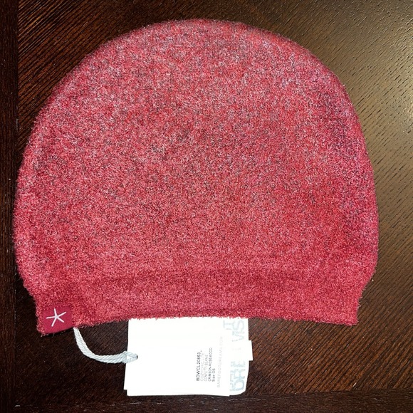 Barefoot Dreams New Women's CozyChic Lite Confetti Beanie Crimson Rosewood Red - Picture 2 of 4